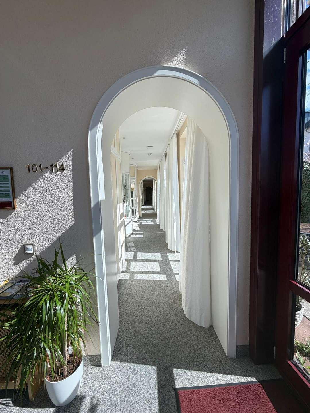 Foto 19: Hotel Garni mit Geschichte, Einzigartige Chance am Kaiserstu
