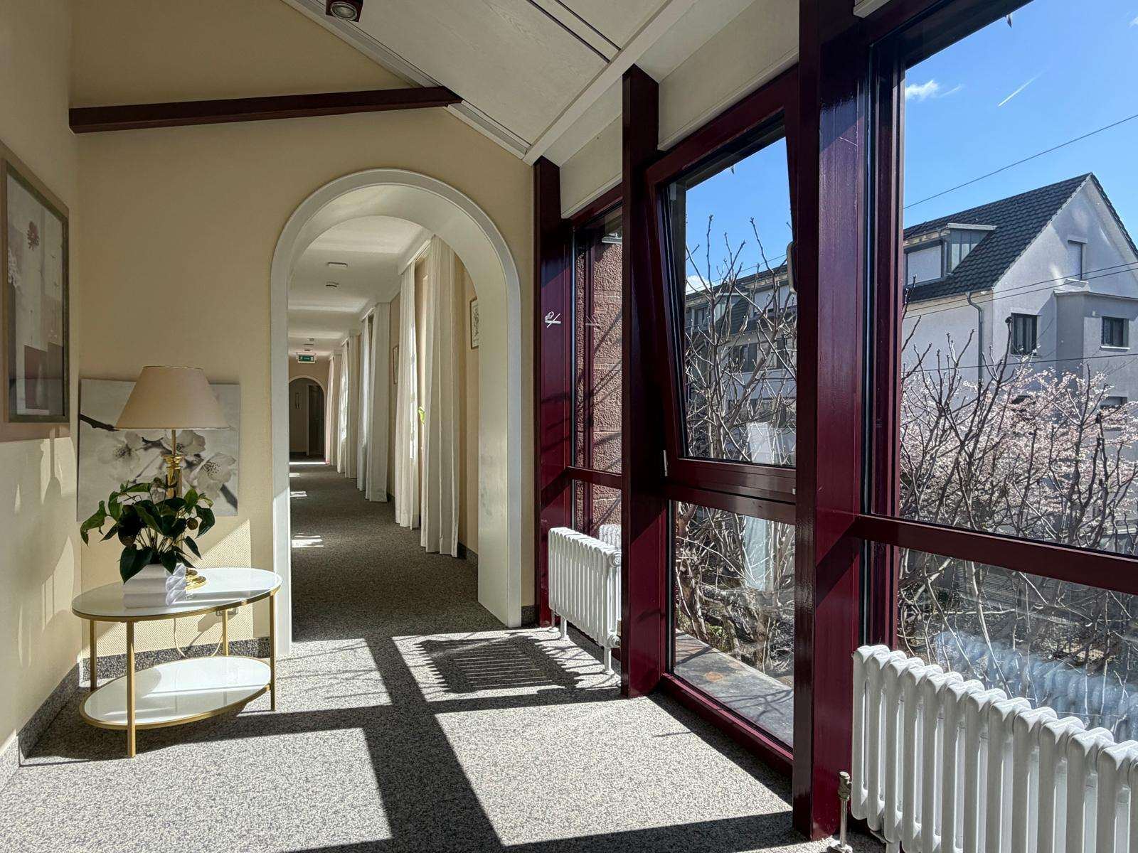Foto 39: Hotel Garni mit Geschichte, Einzigartige Chance am Kaiserstu