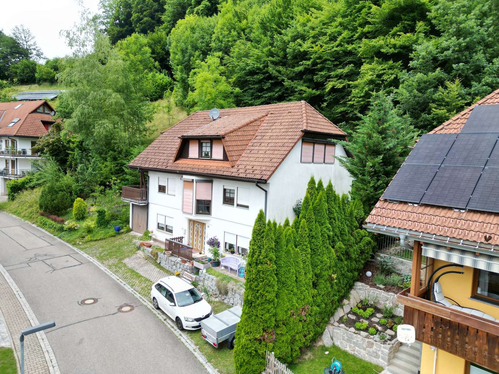 Foto 3: Einfamilienhaus in bester Lage von Aitern, solide Kapitalanl