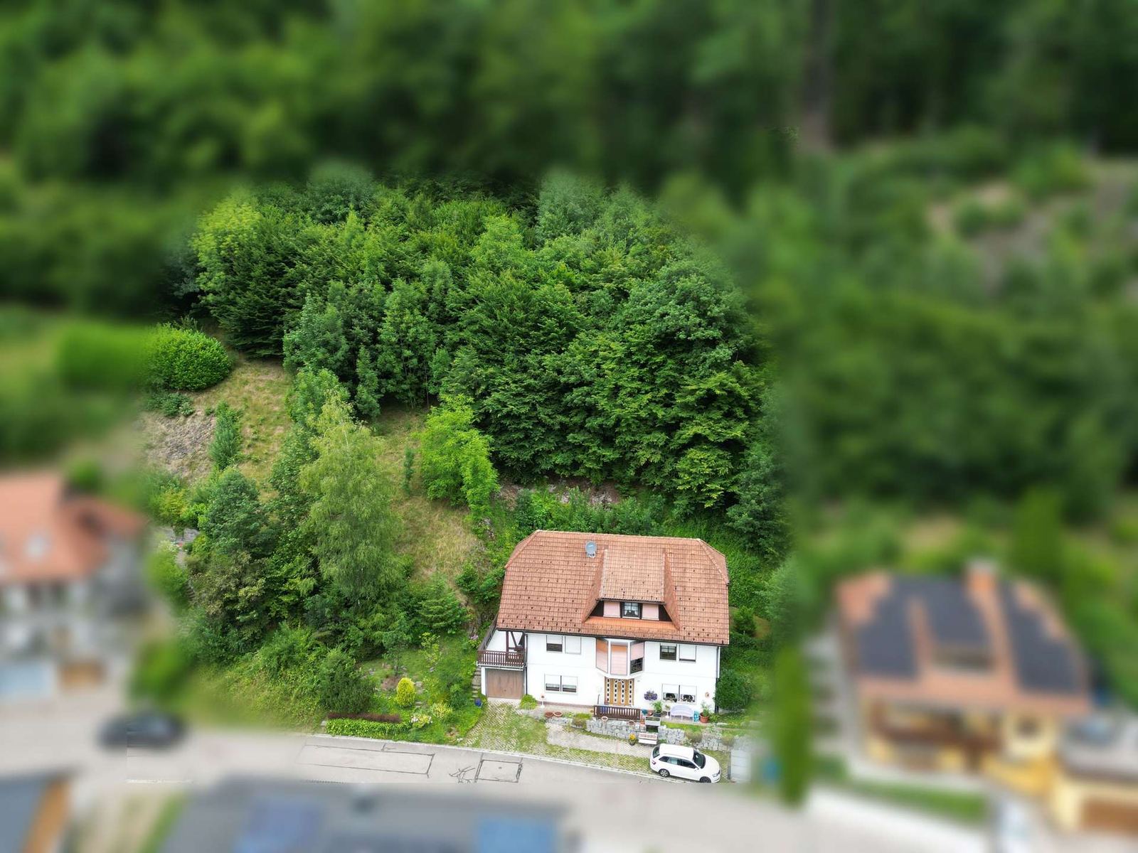 Foto 5: Einfamilienhaus in bester Lage von Aitern, solide Kapitalanl