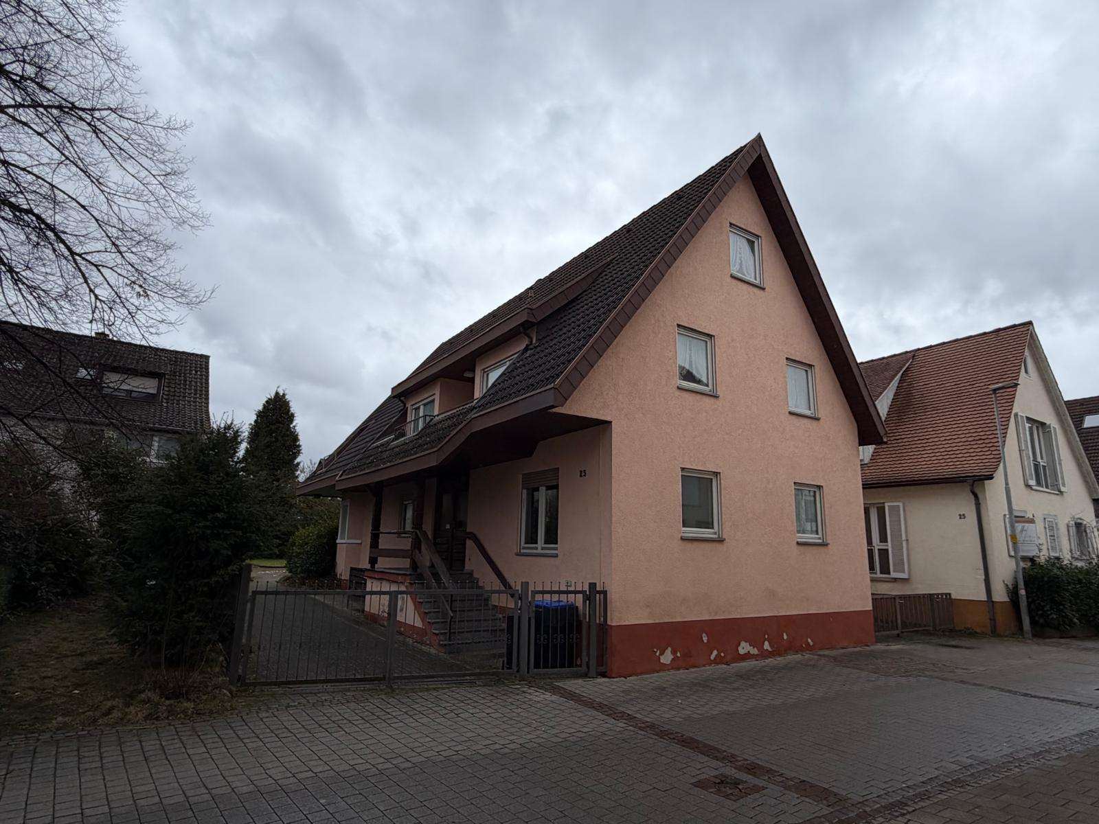 Foto 4: Seltene Gelegenheit: Großzügiges Wohnhaus mit Ausbaupotenzia