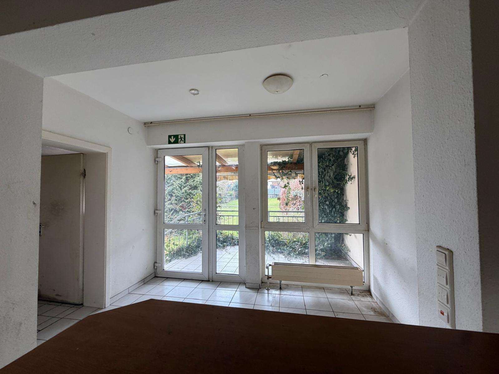 Foto 14: Renovierungsobjekt in Bestlage, freistehendes Haus zum attra