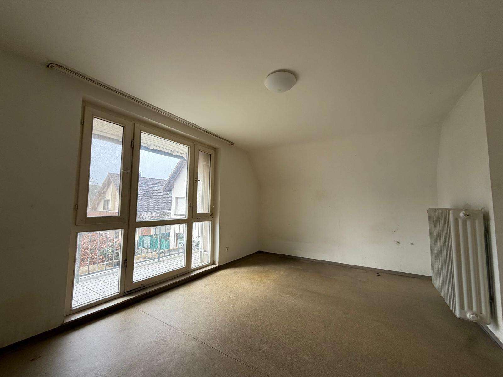 Foto 20: Renovierungsobjekt in Bestlage, freistehendes Haus zum attra
