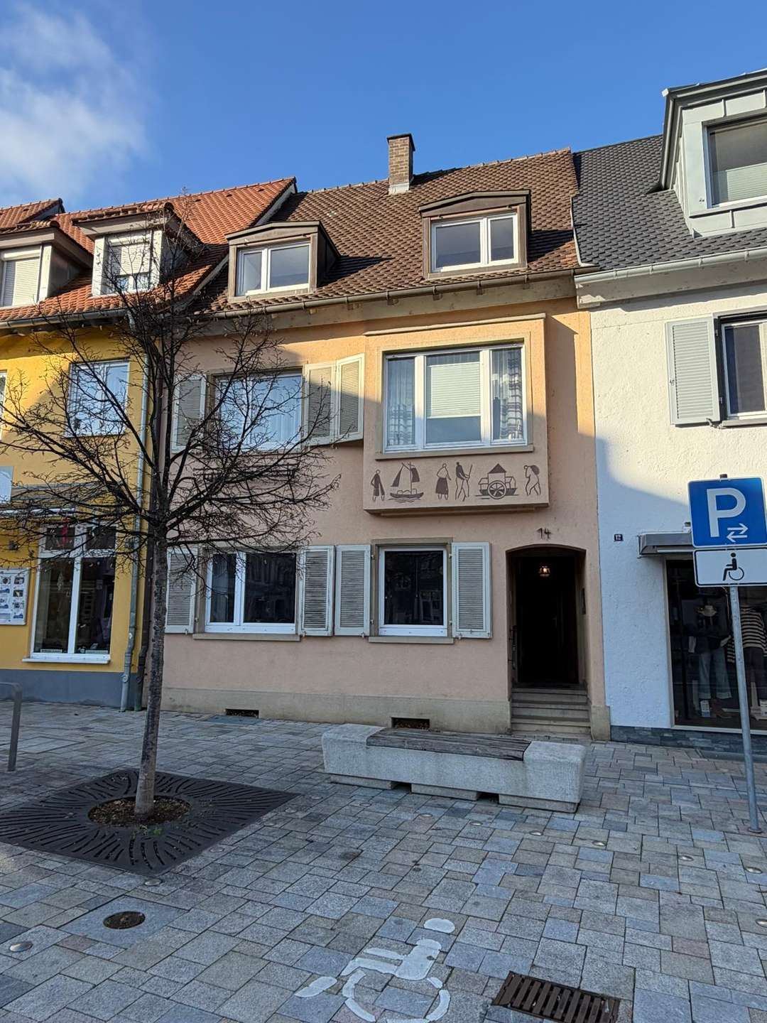 Foto 2: Altstadtjuwel am Breisacher Marktplatz mit Münsterblick und 