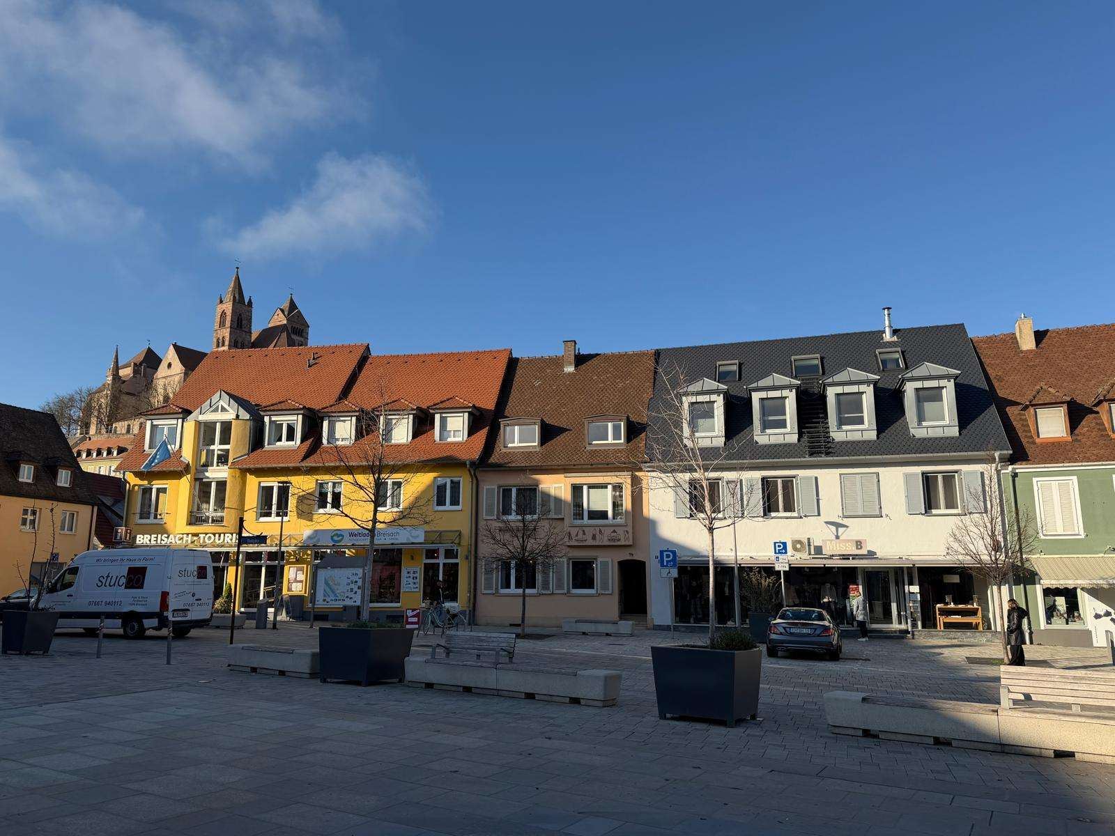 Foto 3: Altstadtjuwel am Breisacher Marktplatz mit Münsterblick und 