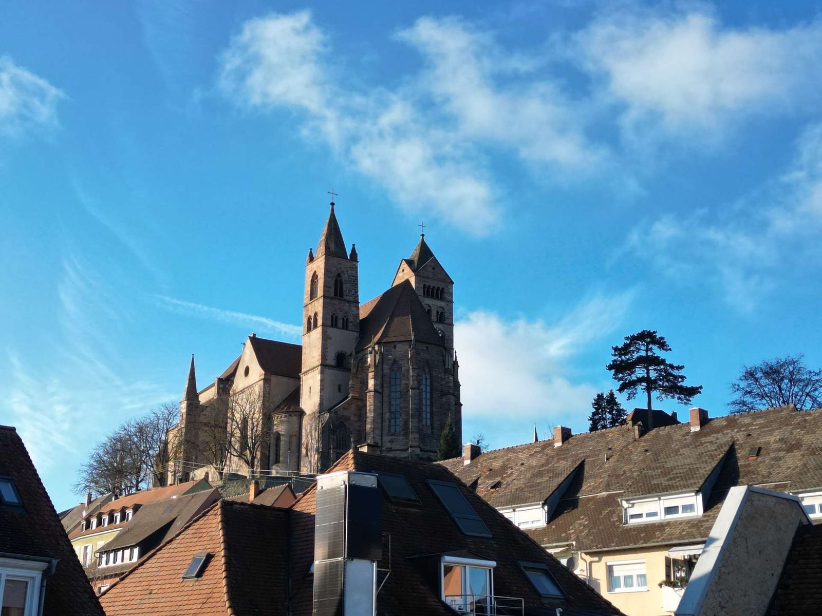 Foto 6: Altstadtjuwel am Breisacher Marktplatz mit Münsterblick und 