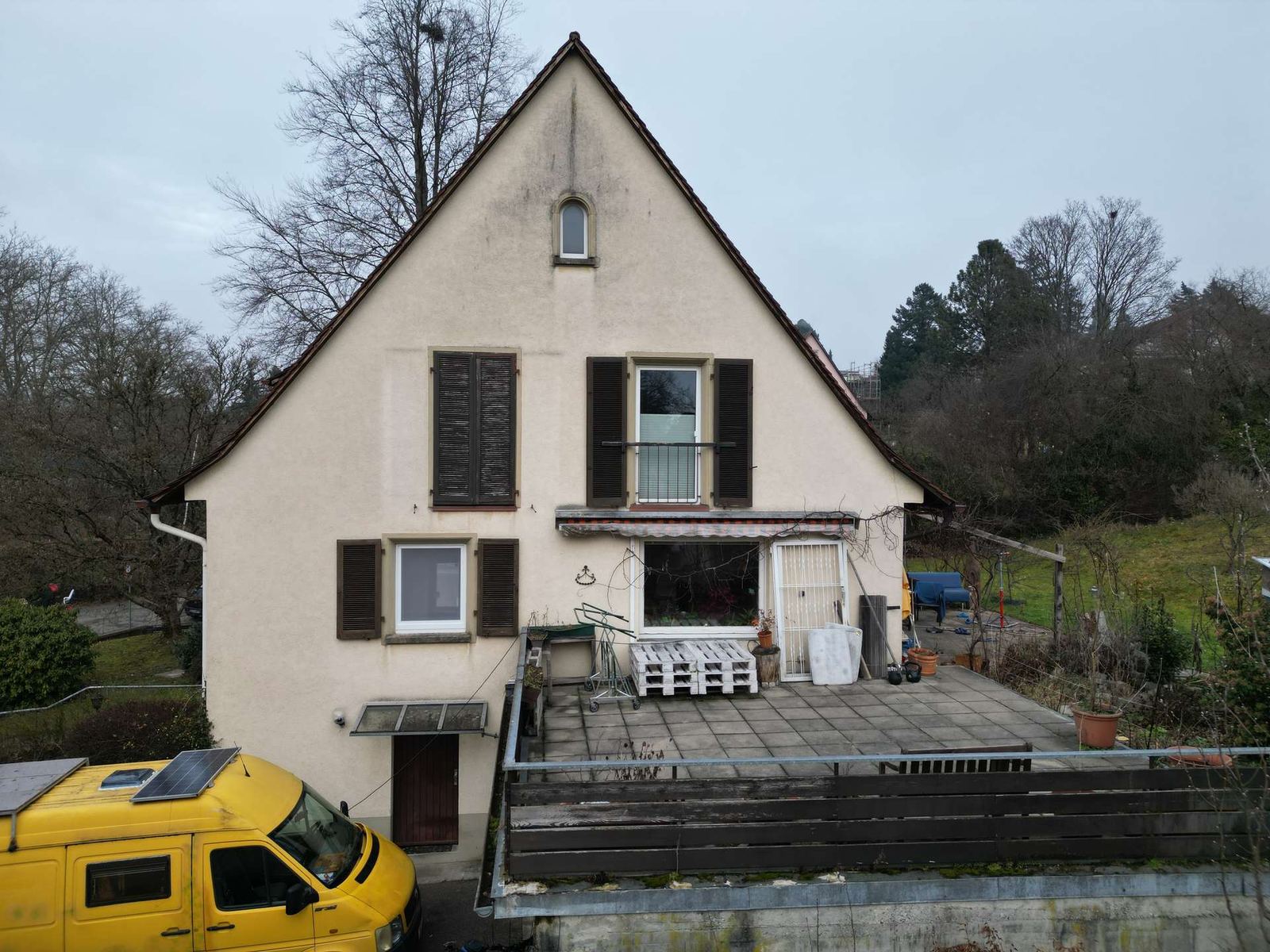 Foto 3: Attraktiver Einstieg in Freiburgs Bestlage: Wohnhaus mit Erb