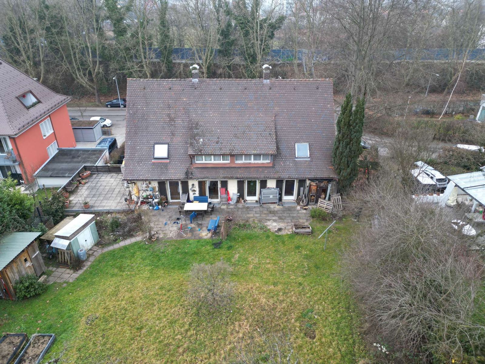 Foto 6: Attraktiver Einstieg in Freiburgs Bestlage: Wohnhaus mit Erb