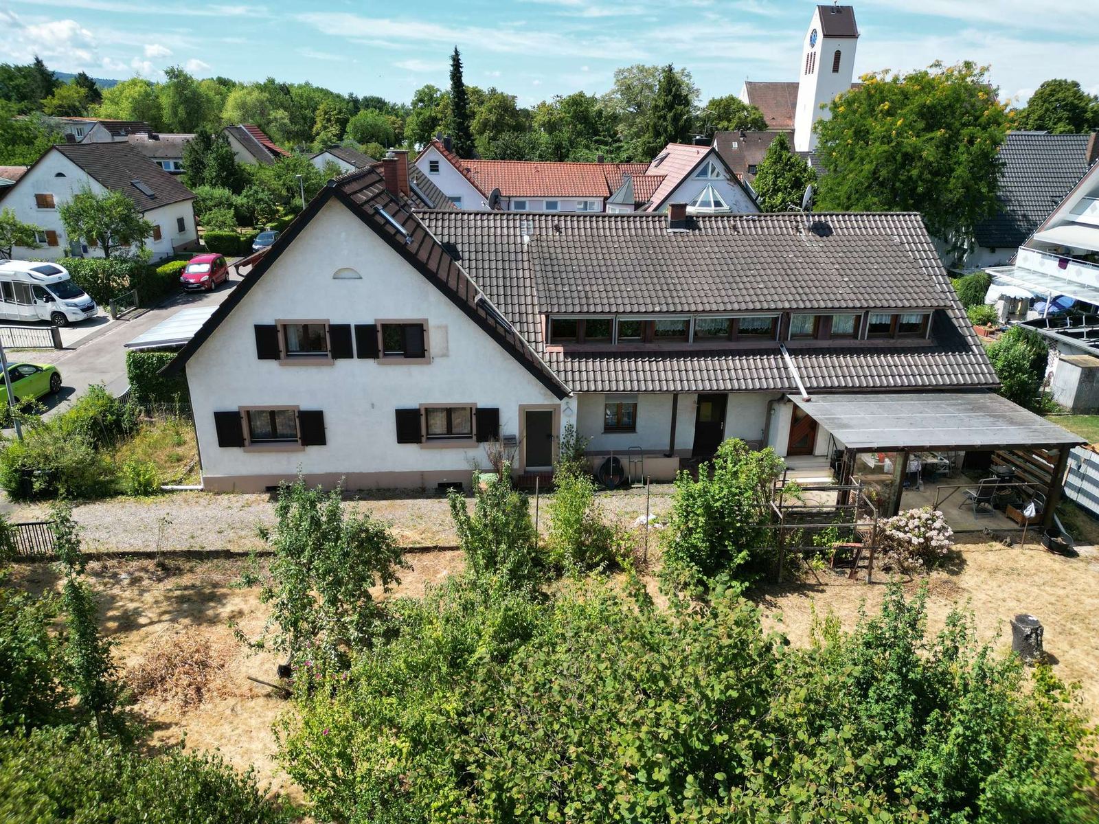 Foto 2: In Aufbereitung: Sanierungsobjekt auf Erbbaurecht 225.000,00