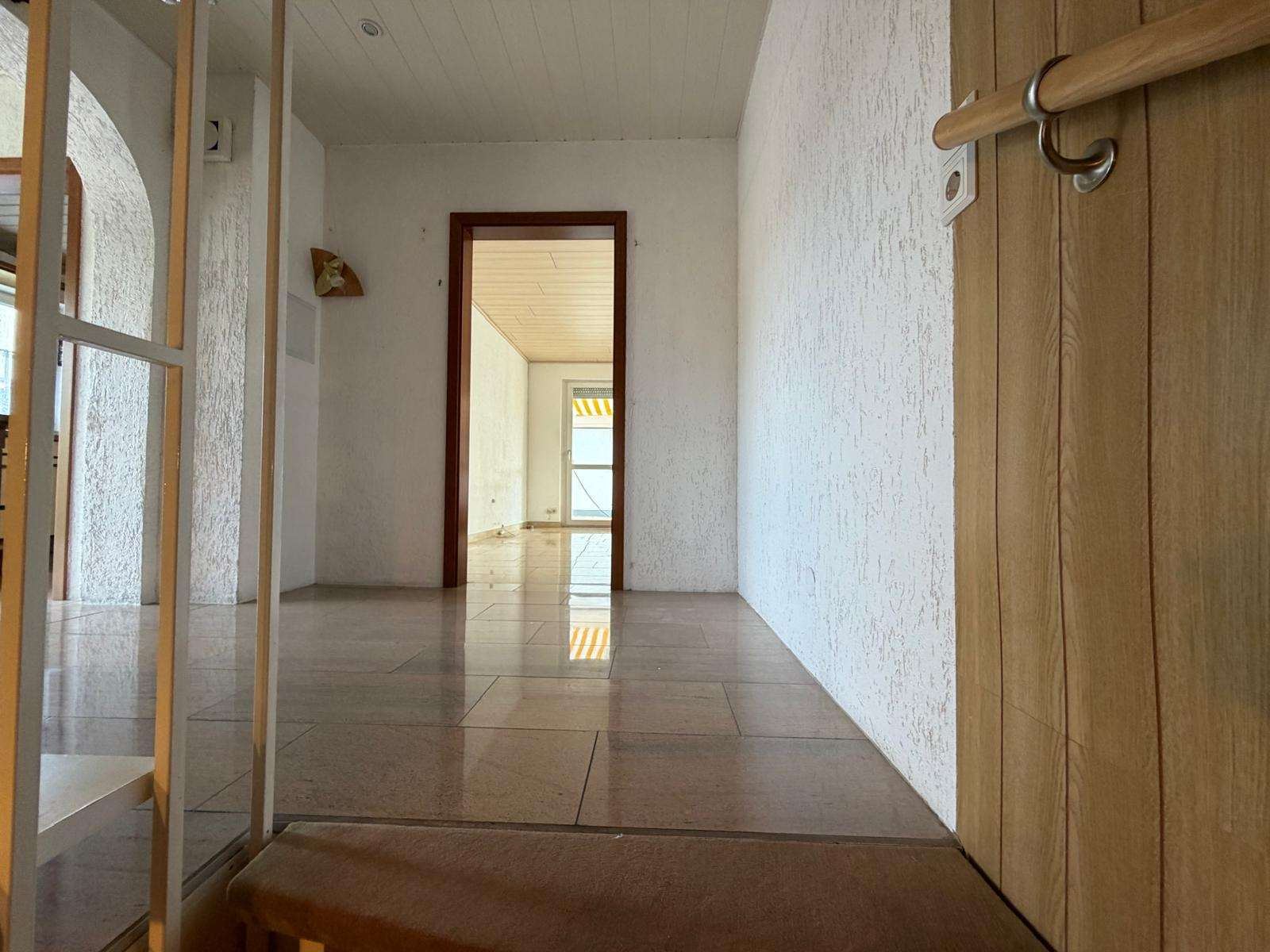 Foto 7: TOP-LAGE & SOFORT FREI! Großzügiges Wohnglück mit traumhafte