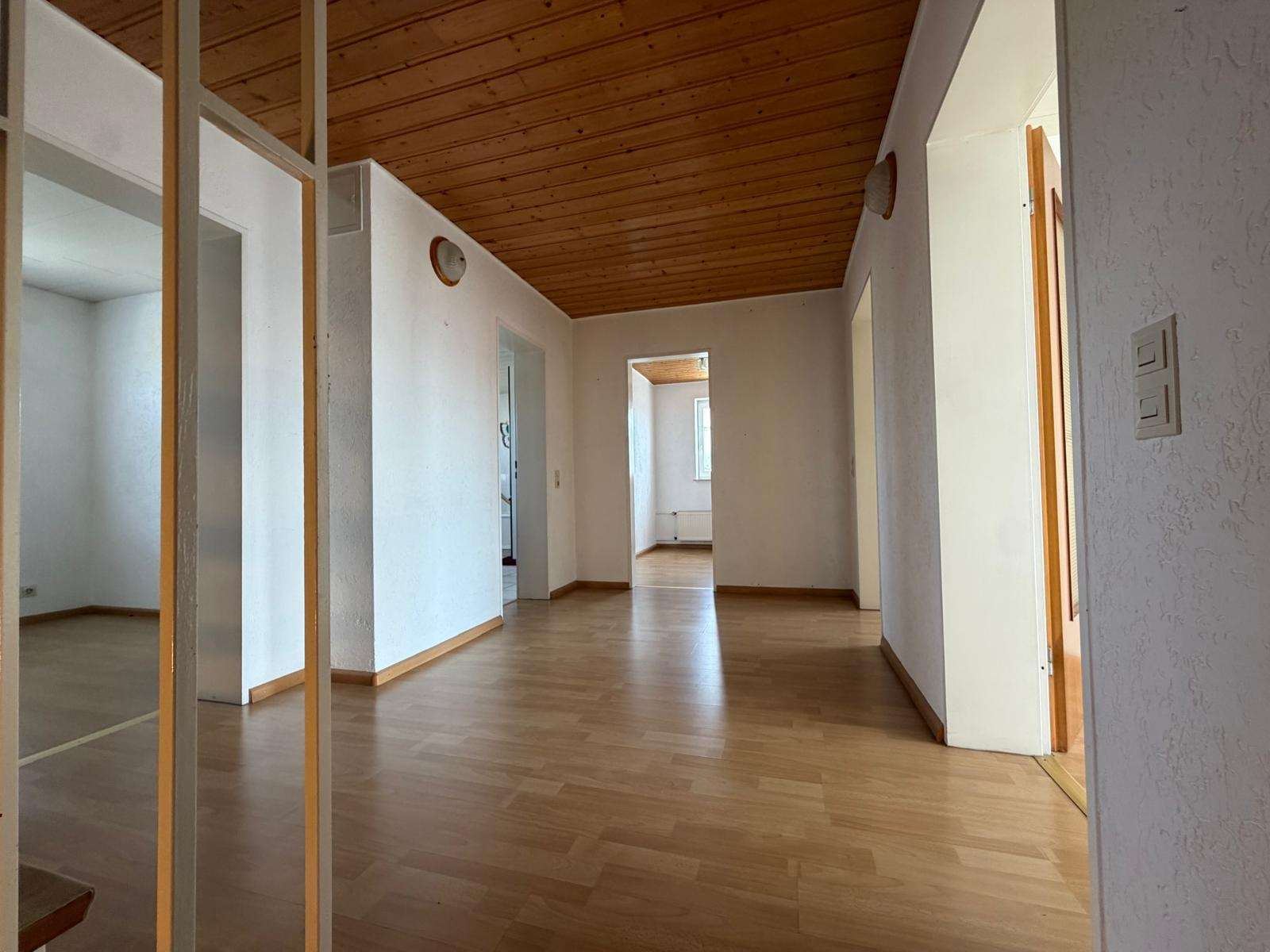 Foto 27: TOP-LAGE & SOFORT FREI! Großzügiges Wohnglück mit traumhafte