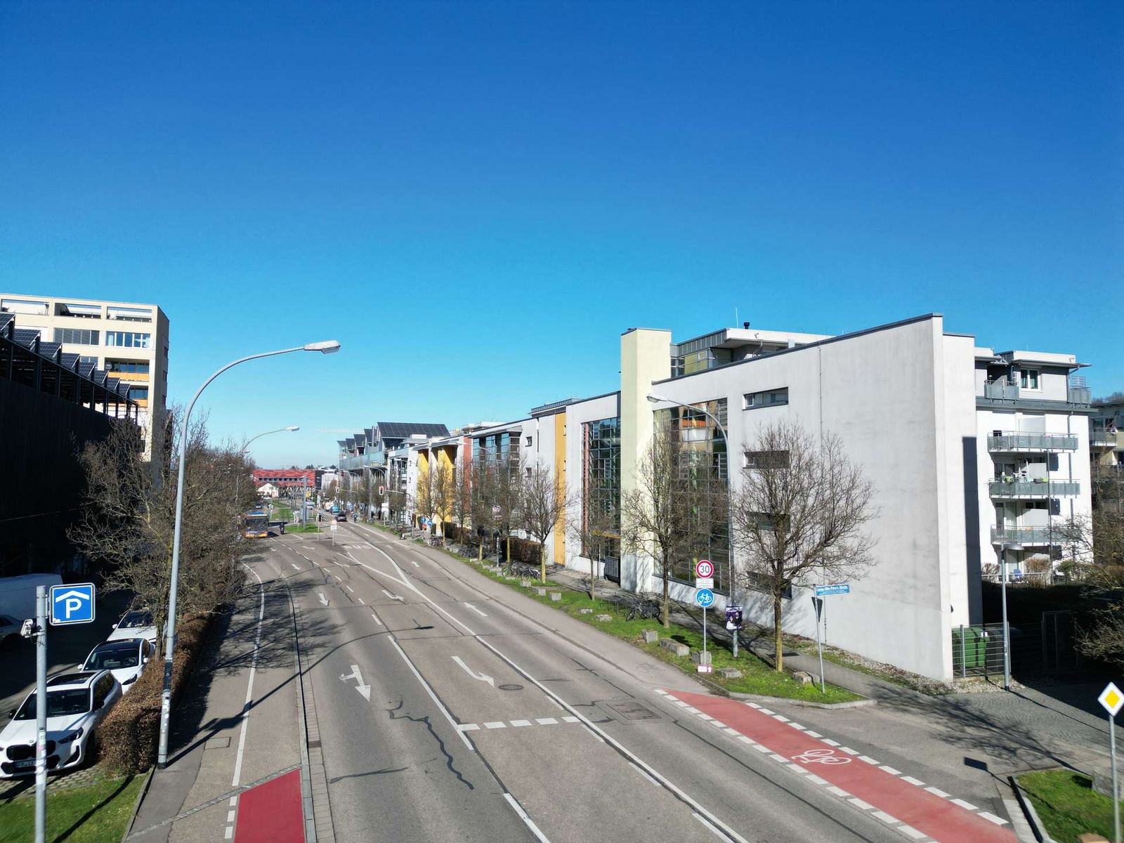 Foto 5: Freiburg-Süd: Außergewöhnliche 2-Zimmer-Wohnung mit großzügi
