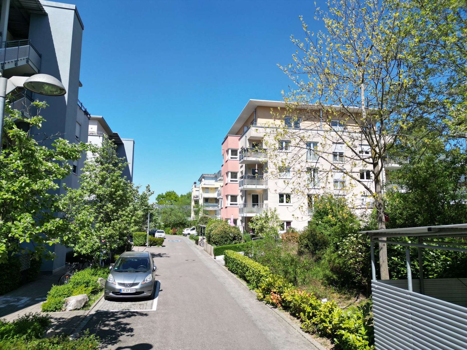 Wohnung in 79100 Freiburg im Breisgau: Perfekt gelegen & vermietet: 2-Zimmer-Wohnung mit Potenzial