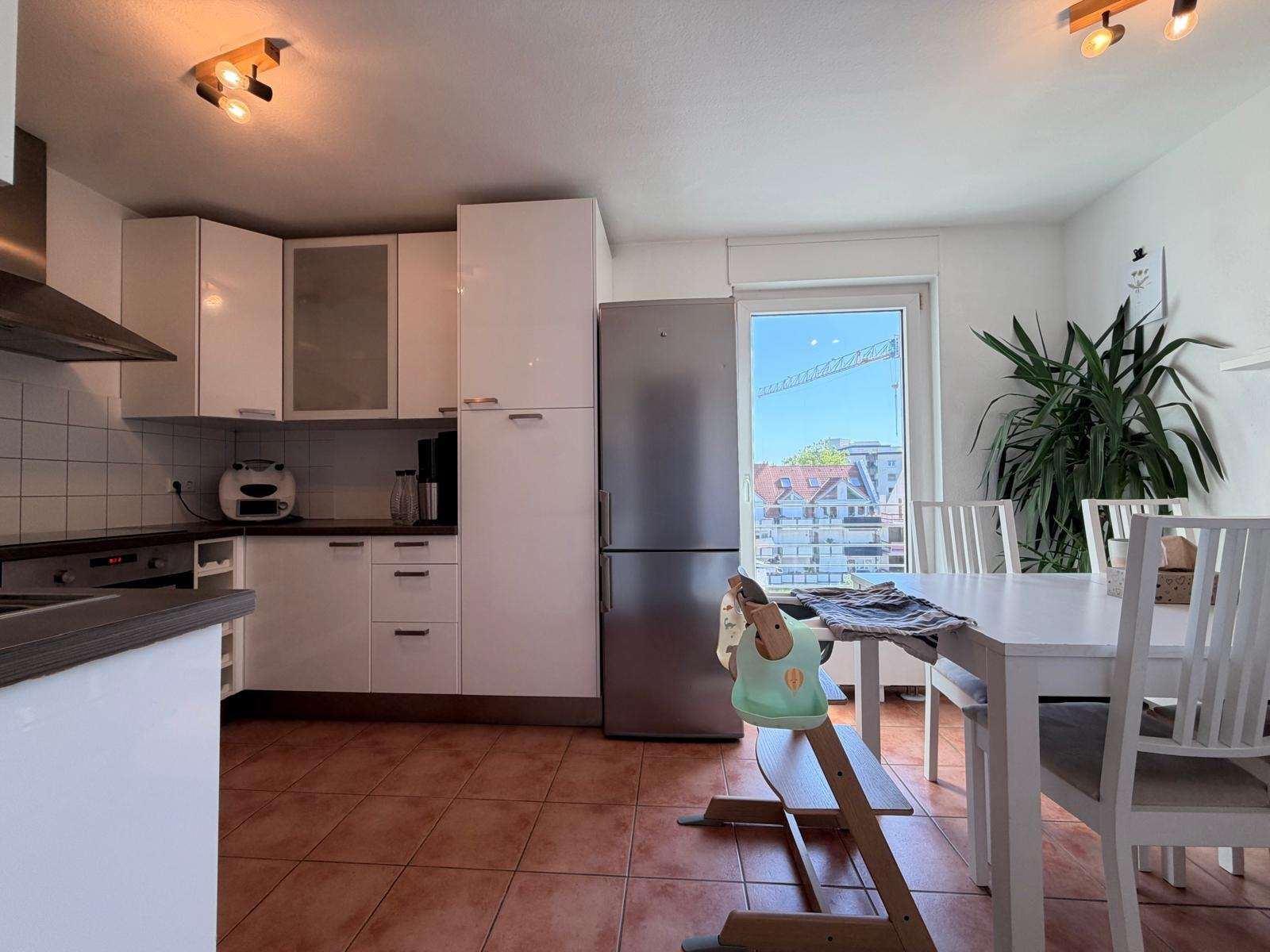 Foto 8: Lichtdurchflutete Maisonettewohnung mit Balkon und idealer R