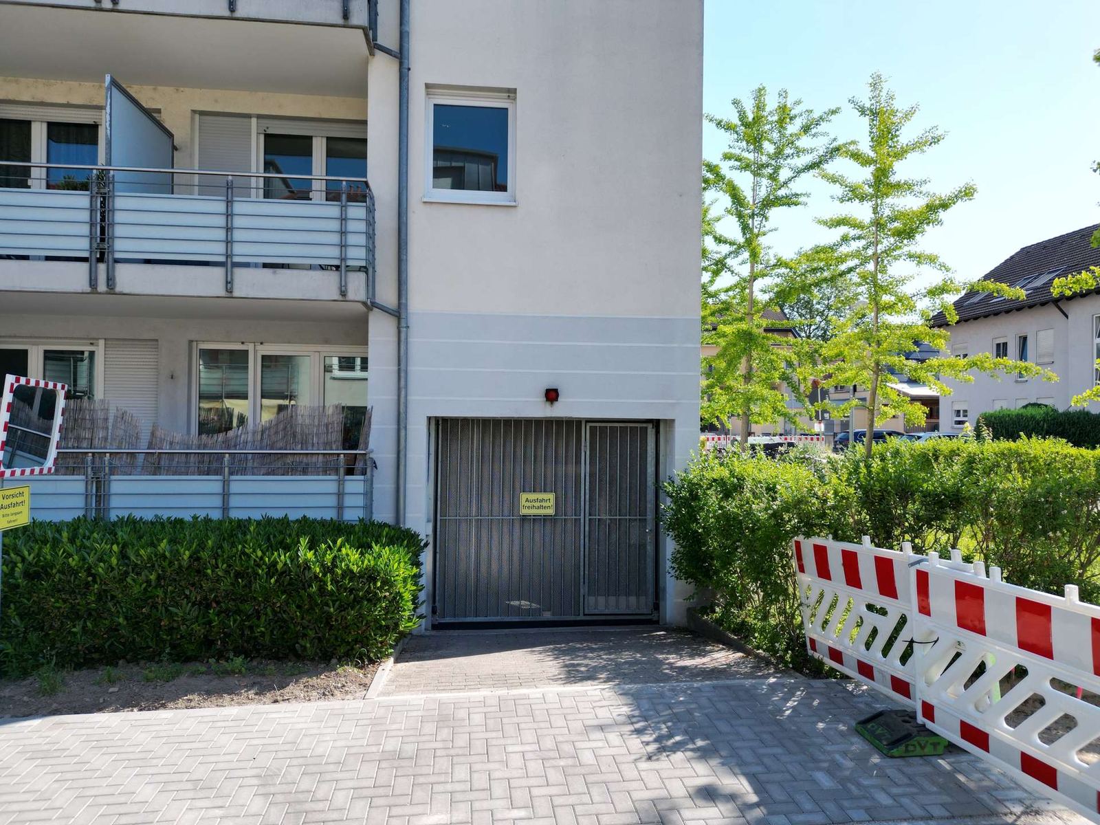 Foto 19: Lichtdurchflutete Maisonettewohnung mit Balkon und idealer R