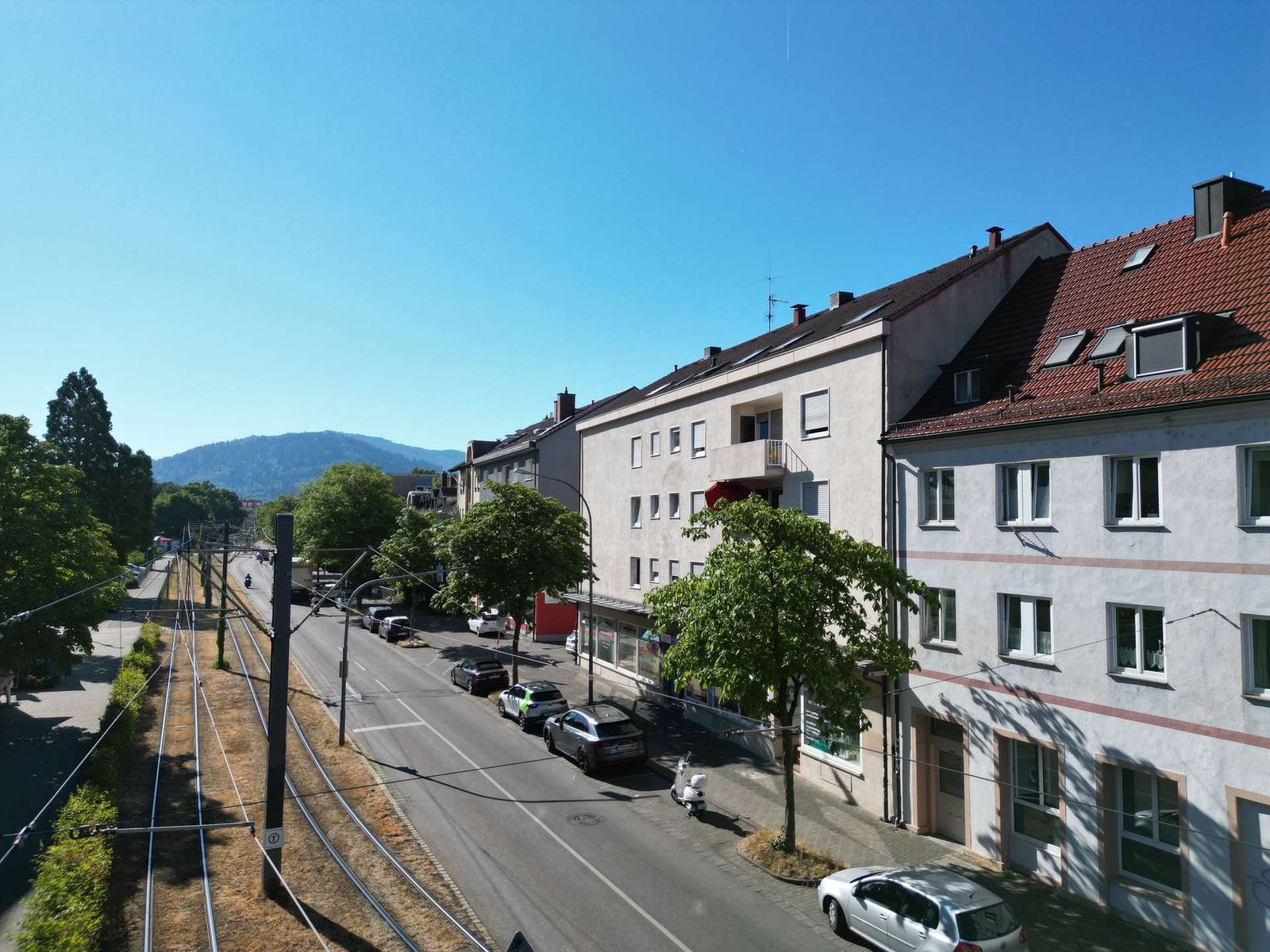 Foto 3: Sofort bezugsfreie 2-Zimmer-Wohnung mit Süd-Balkon, TG-Stell