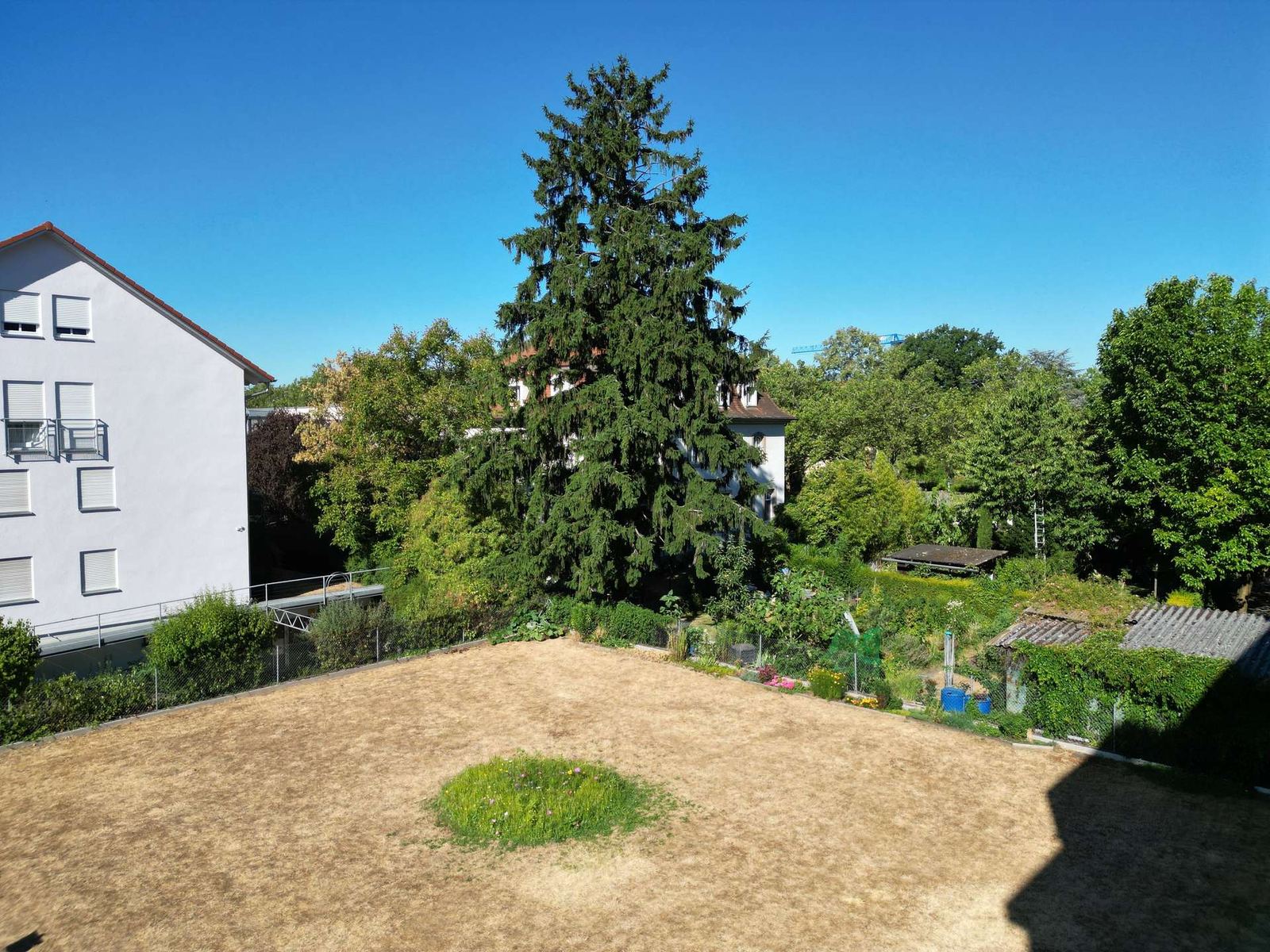 Foto 5: Sofort bezugsfreie 2-Zimmer-Wohnung mit Süd-Balkon, TG-Stell