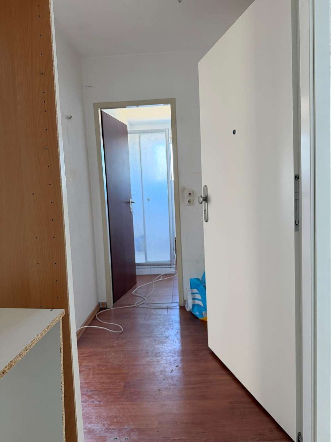 Foto 6: Sofort bezugsfreie 2-Zimmer-Wohnung mit Süd-Balkon, TG-Stell