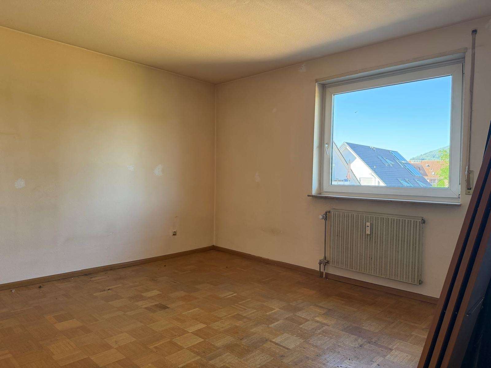 Foto 11: Sofort bezugsfreie 2-Zimmer-Wohnung mit Süd-Balkon, TG-Stell