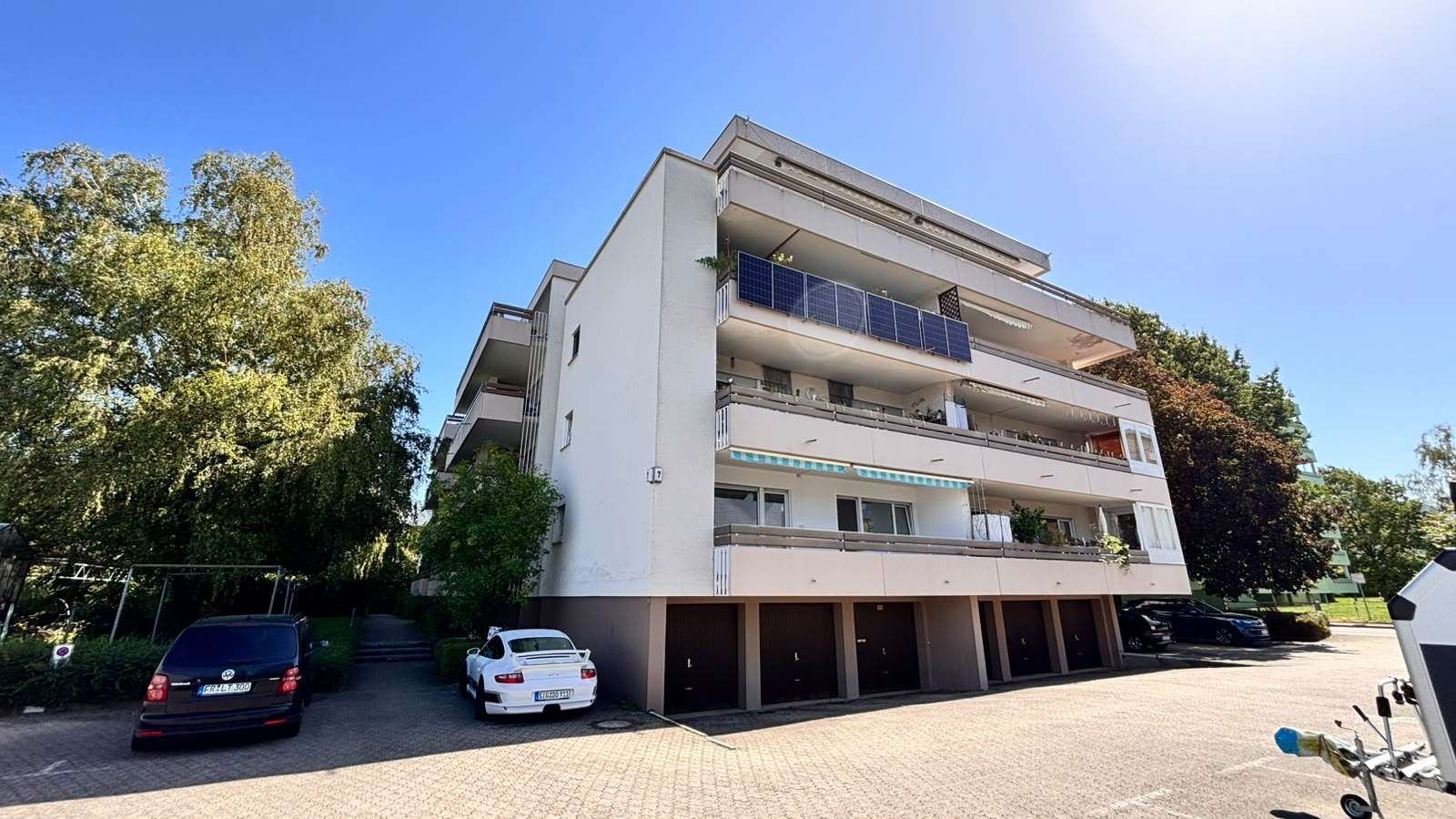 Foto 5: GUNDELFINGEN, FRISCH RENOVIERT & SOFORTBEZUG! 2 Zi. mit XXL-