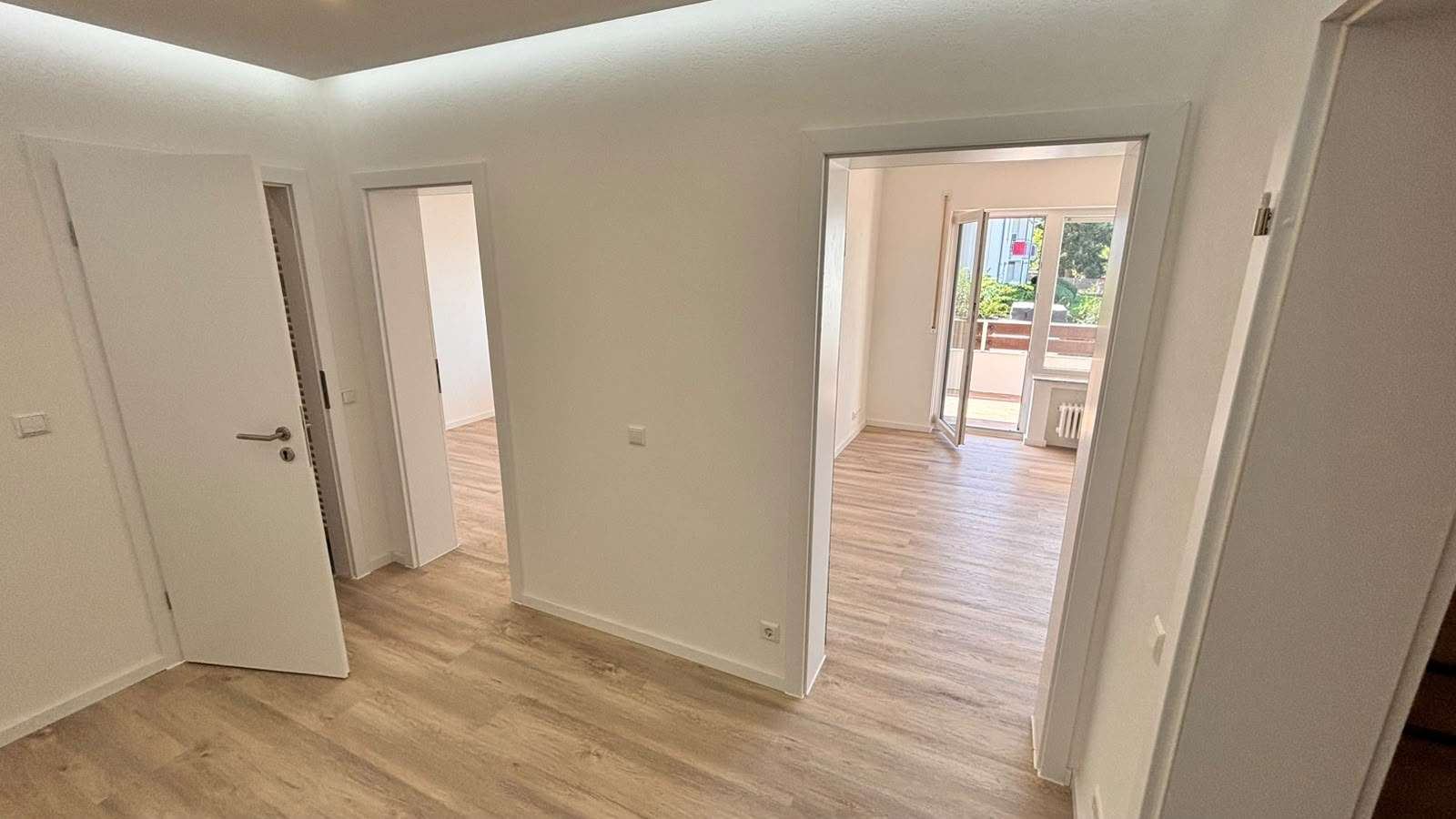 Foto 10: GUNDELFINGEN, FRISCH RENOVIERT & SOFORTBEZUG! 2 Zi. mit XXL-