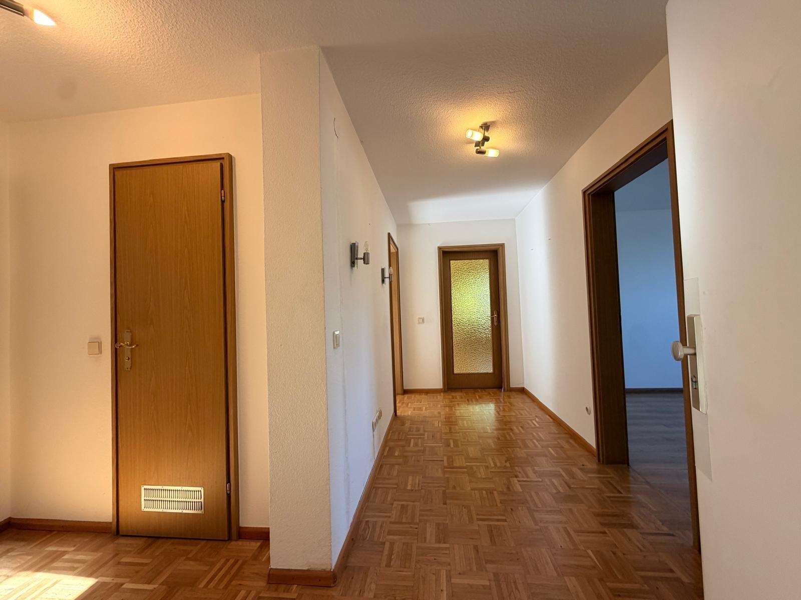 Foto 7: Merzhausen bezugsfrei: DG-Wohnung mit 293 m² Privatgarten, F