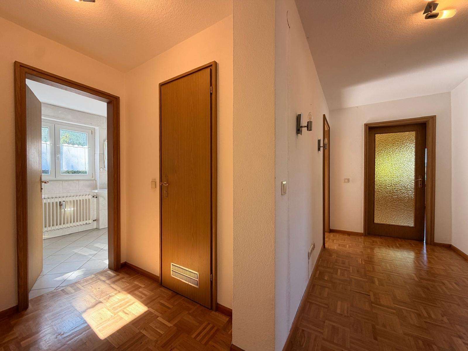 Foto 10: Merzhausen bezugsfrei: DG-Wohnung mit 293 m² Privatgarten, F