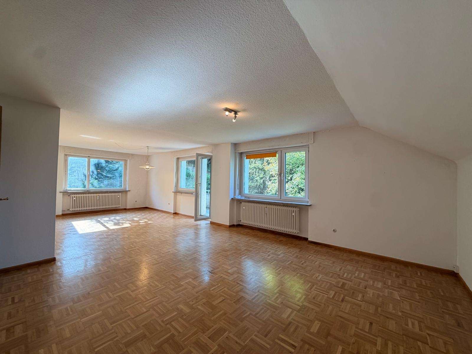 Foto 14: Merzhausen bezugsfrei: DG-Wohnung mit 293 m² Privatgarten, F