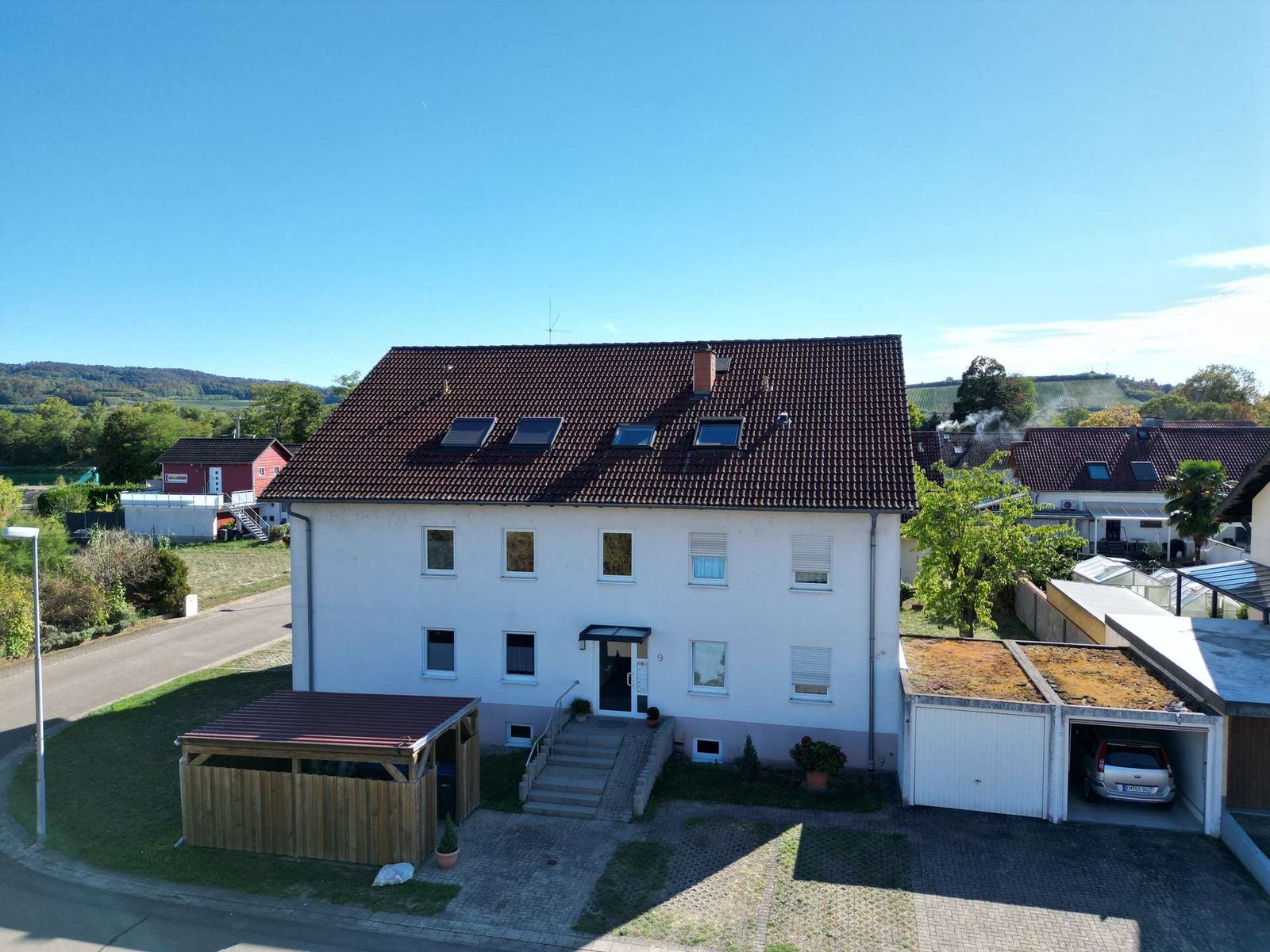 Foto 3: Sonne satt & sofort einziehen, 4 Zimmer mit großem Balkon!