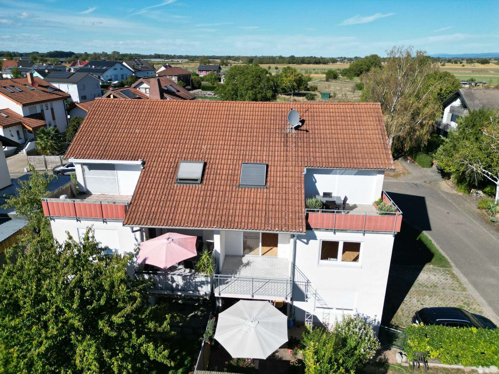 Foto 5: Sonne satt & sofort einziehen, 4 Zimmer mit großem Balkon!