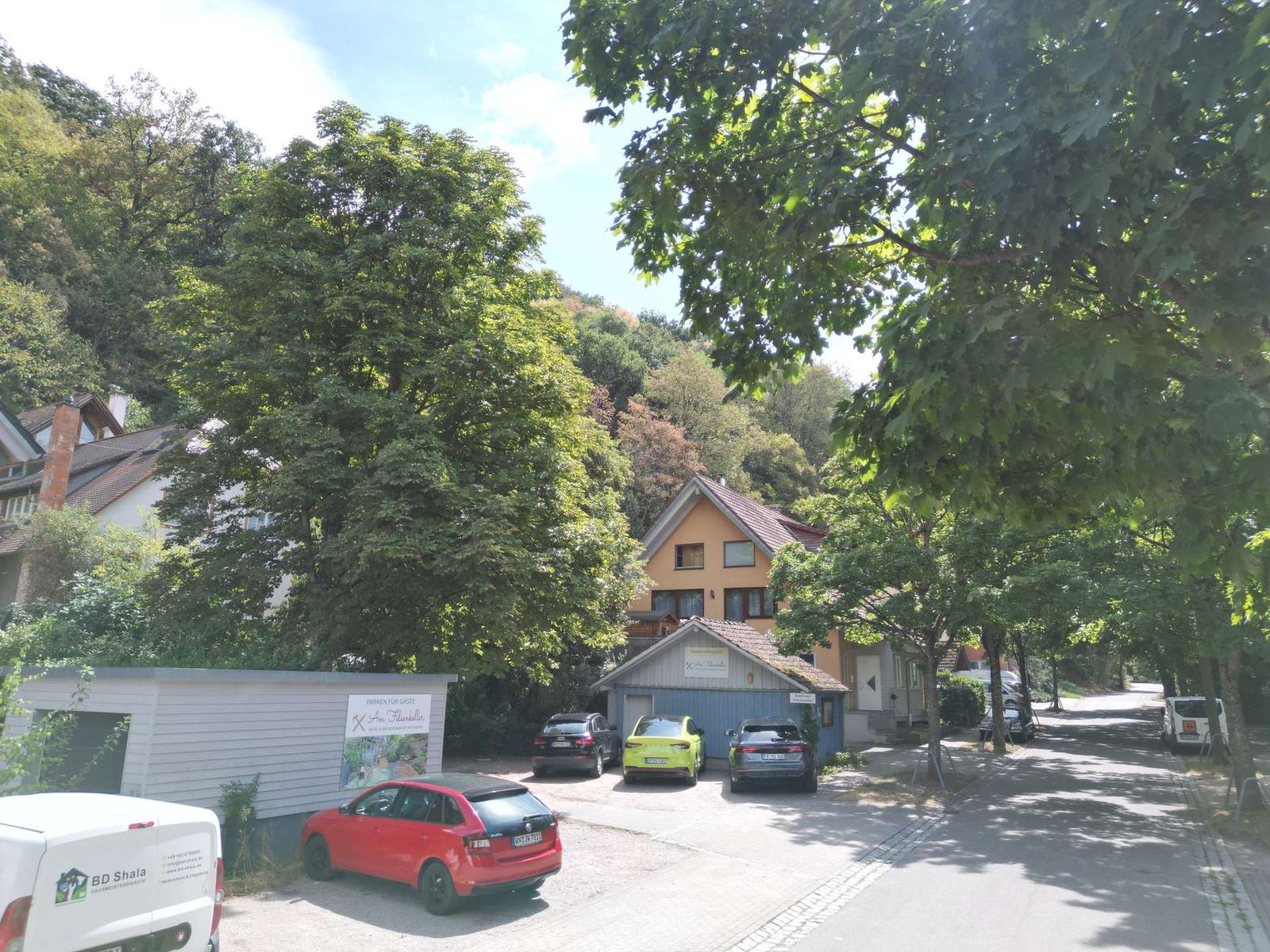 Wohnung in 79219 Staufen im Breisgau: Außergewöhnlich wohnen am Felsenkeller, individuell, autark und garantiert nicht von der Stange
