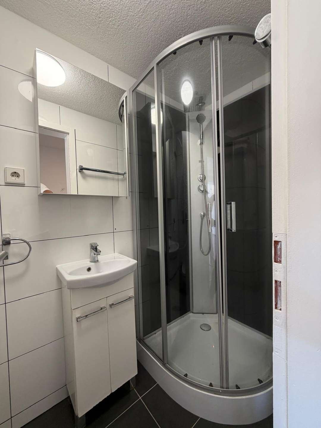 Foto 8: Wohnen mit Weitblick, 4-Zimmer-Wohnung mit beeindruckendem P