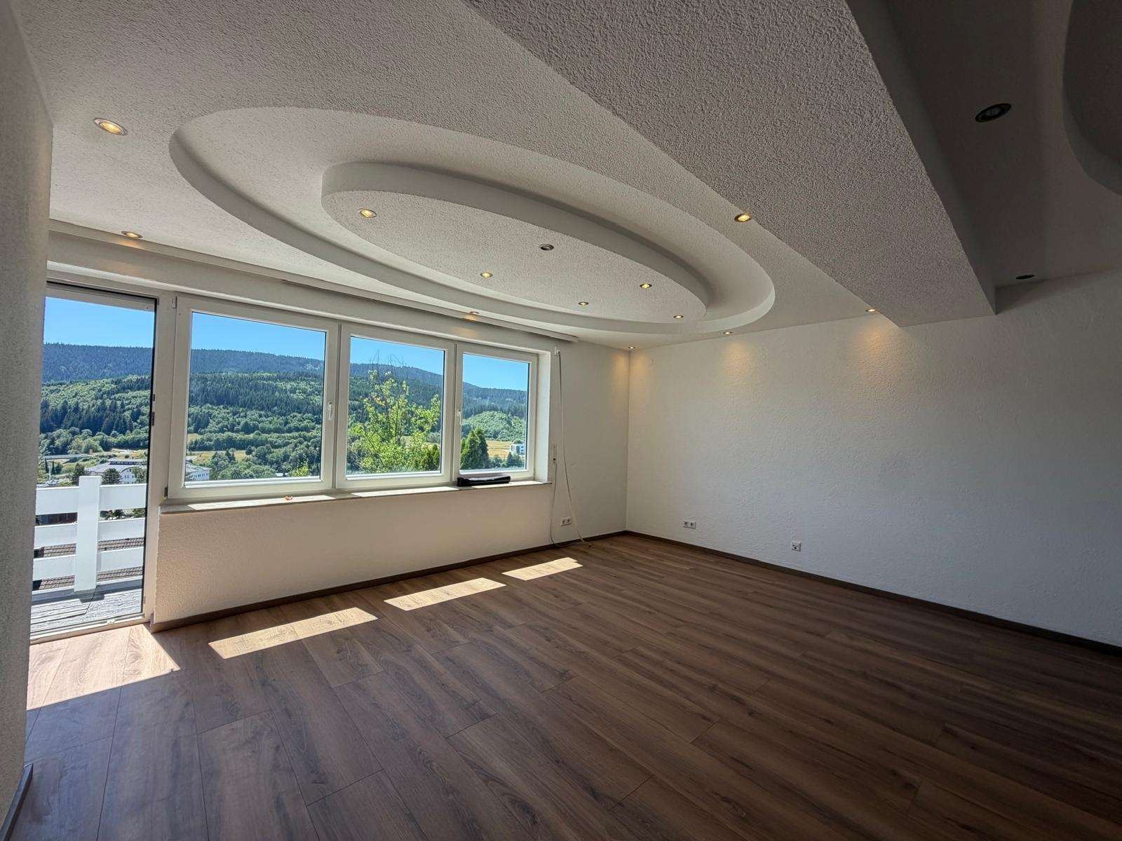 Foto 22: Wohnen mit Weitblick, 4-Zimmer-Wohnung mit beeindruckendem P
